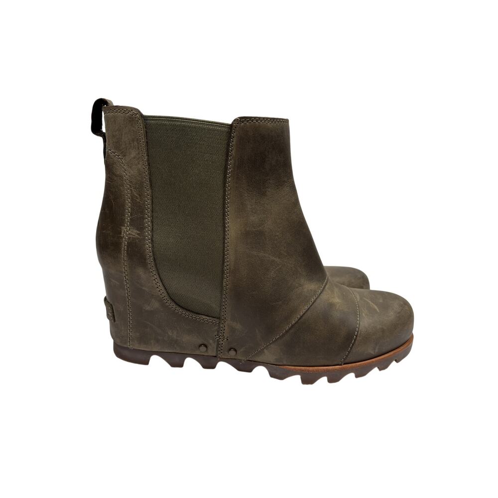 Sorel Joan of Arctic Wedge II Chelsea Boots Womens 9 Green Leather Cap Toe